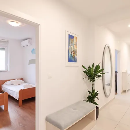 Family & Groups Apartment Zadar Exterior photo