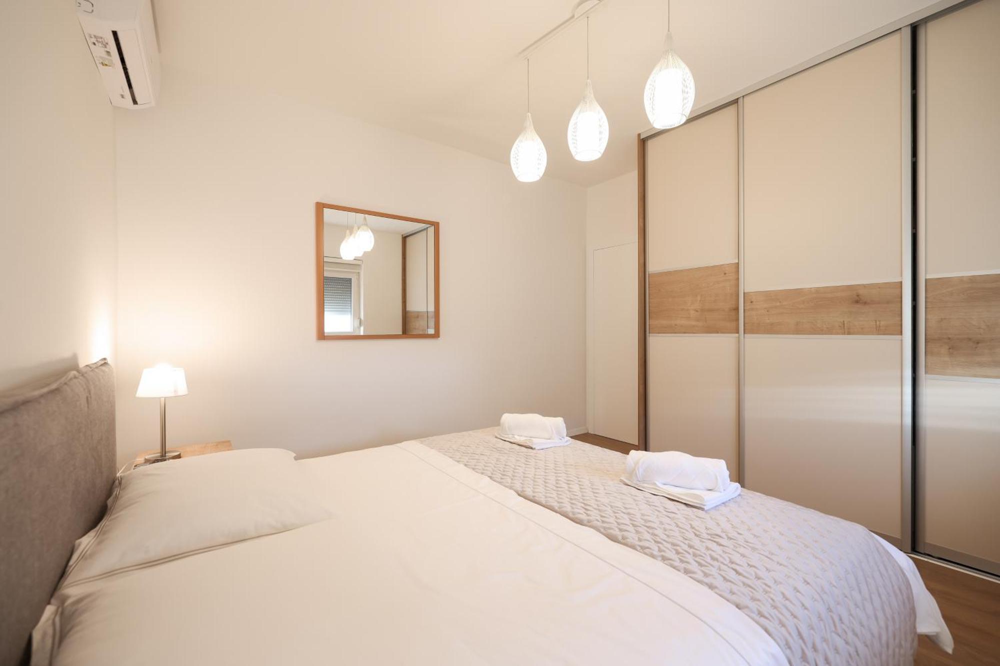 Apartment Family & Groups